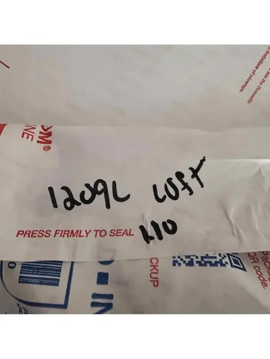 LOFT Women’s Chunky Blue Knit V Neck Sweater Size M - Picture 5 of 5